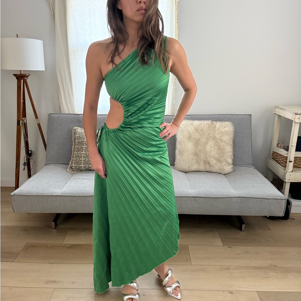 Wedding Guest Tropical Vacay Green Pleated Cutout Midi Dress